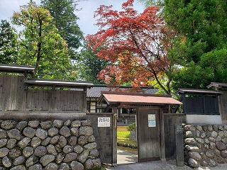 周辺観光案内 千寿荘 立山黒部アルペンルートの乗り場 チケット売り場に1番近いお宿
